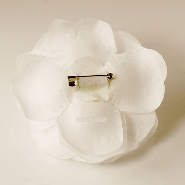 Camellia Claw Clip in Sangria ‐ Emi Jay