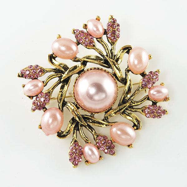 Brooch - Metal, glass pearls & strass, gold, pink, pearly white & crystal —  Fashion