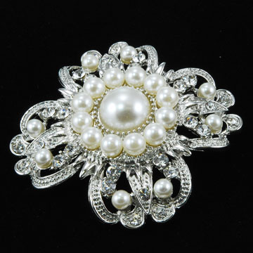 herlipto Her Crystal Brooch