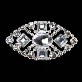 rhinestone brooch with clear pearl