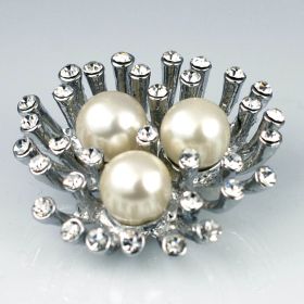 Pearl brooches