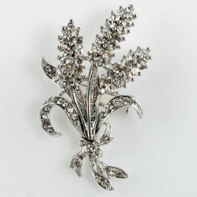 Leaf brooch