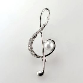 Music Note Brooch