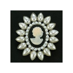 Cameo brooches