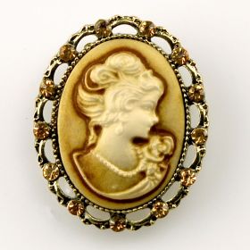 Cameo brooches